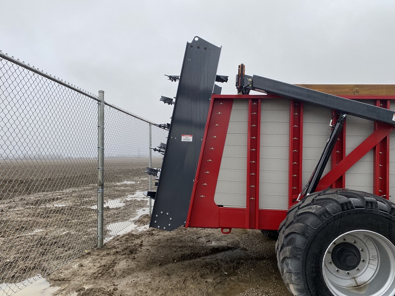 2024 Hagedorn 8610 Manure Spreader