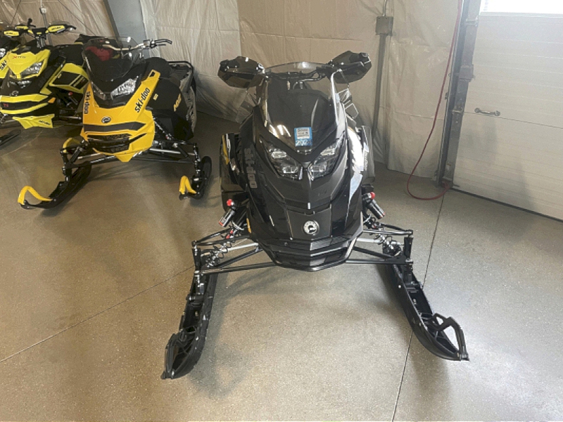 2024 Ski-Doo MAX 850 Snowmobile