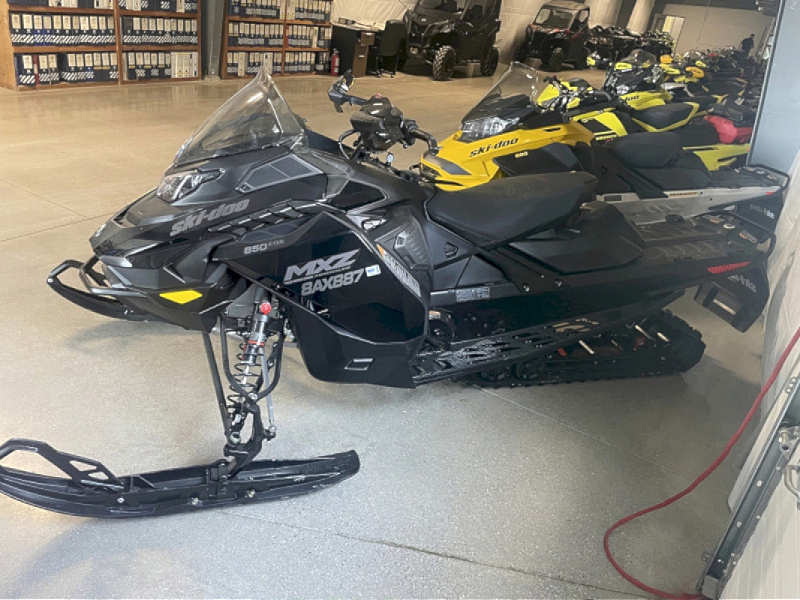 2024 Ski-Doo MAX 850 Snowmobile