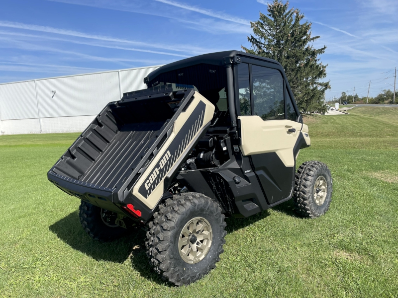 2025 Can-Am 8JSH Side by Side