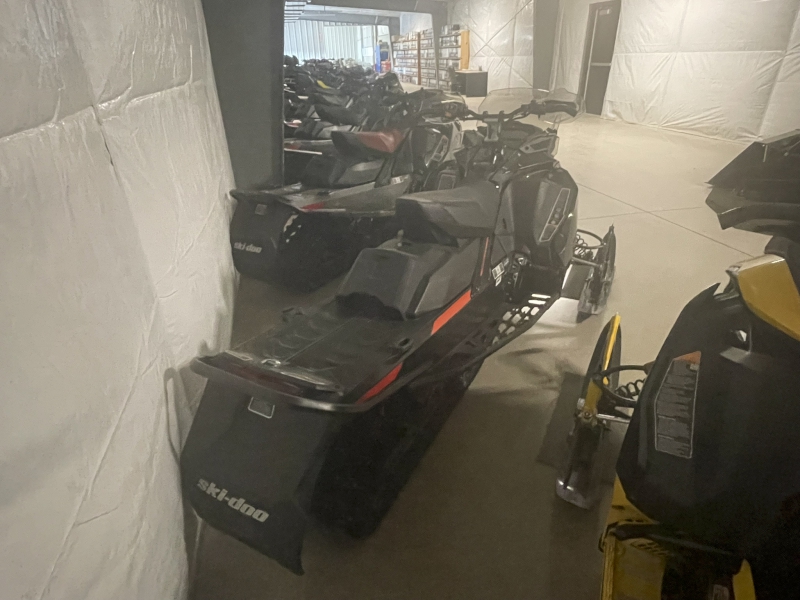 2022 Ski-Doo MXZ 850 Snowmobile