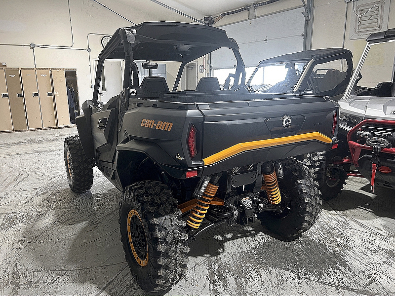 2025 Can-Am 6YSC Side by Side