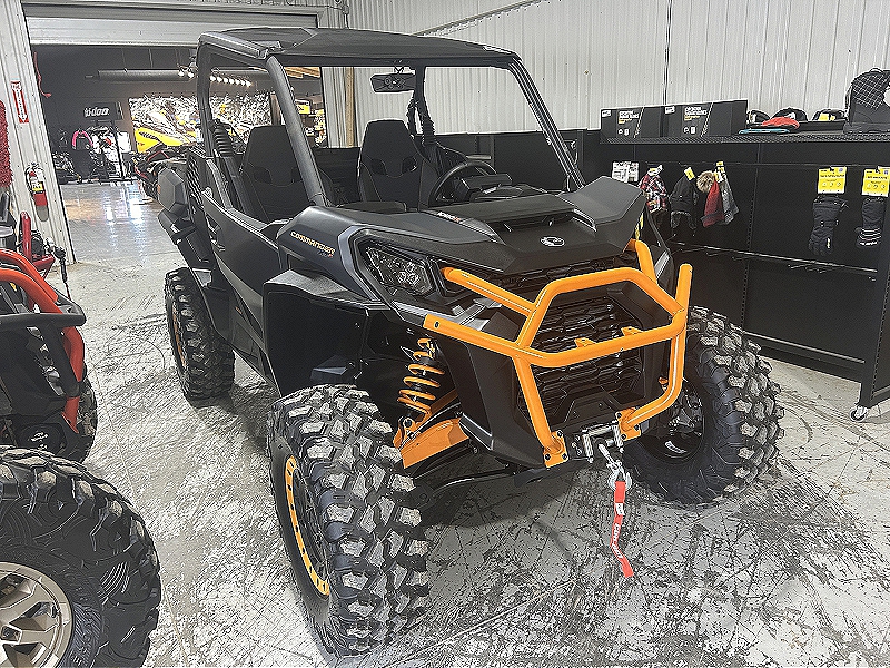 2025 Can-Am 6YSC Side by Side