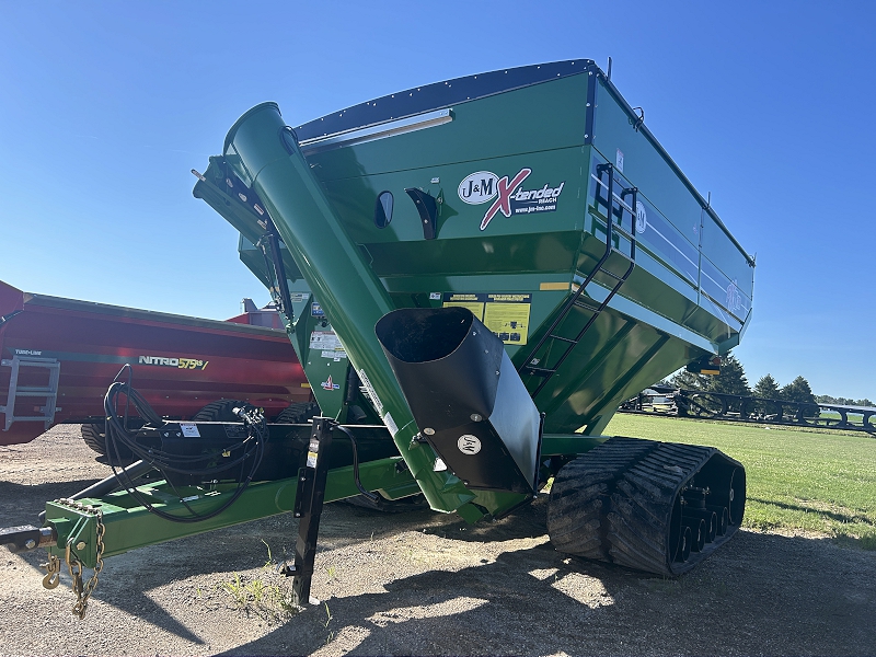 2025 J&M 1112-20T Grain Cart