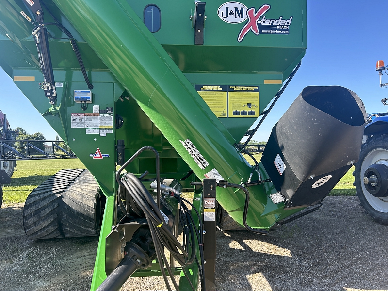 2025 J&M 1112-20T Grain Cart