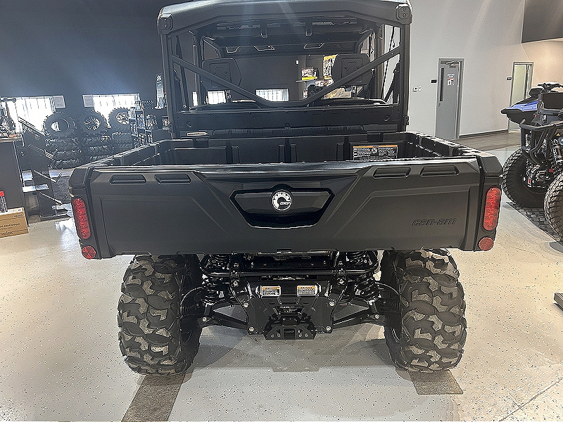 2025 Can-Am 8SSG Side by Side