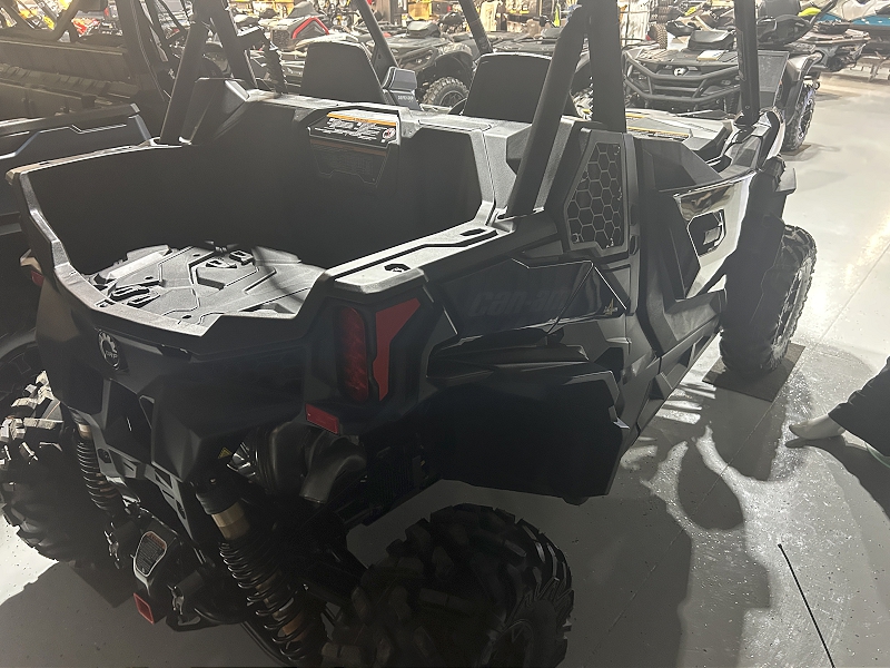2025 Can-Am 9GSB Side by Side