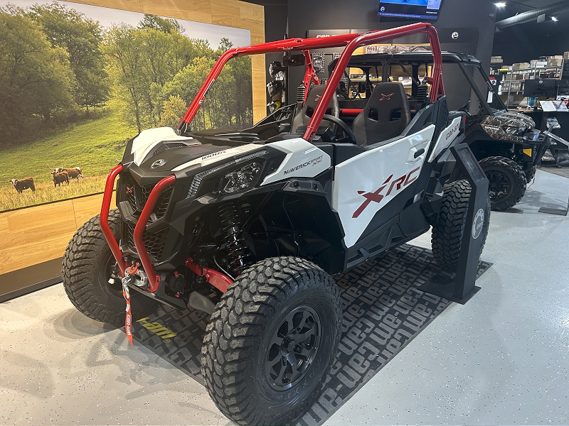 2025 Can-Am 7BSB Side by Side