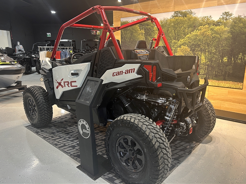 2025 Can-Am 7BSB Side by Side