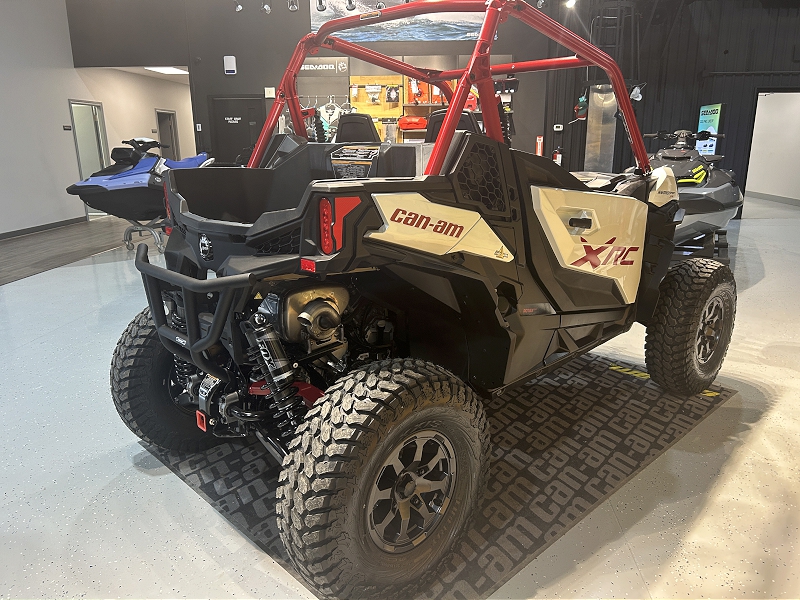 2025 Can-Am 7BSB Side by Side