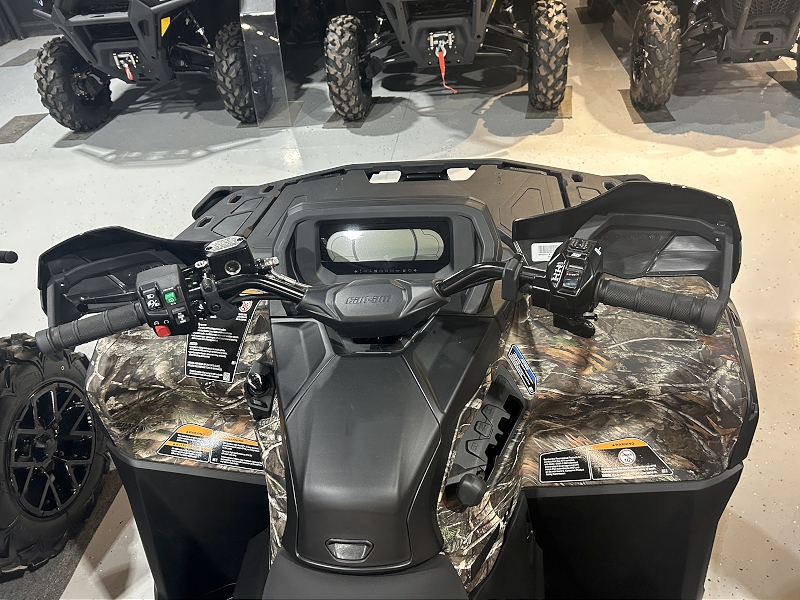 2025 Can-Am 4ESL ATV