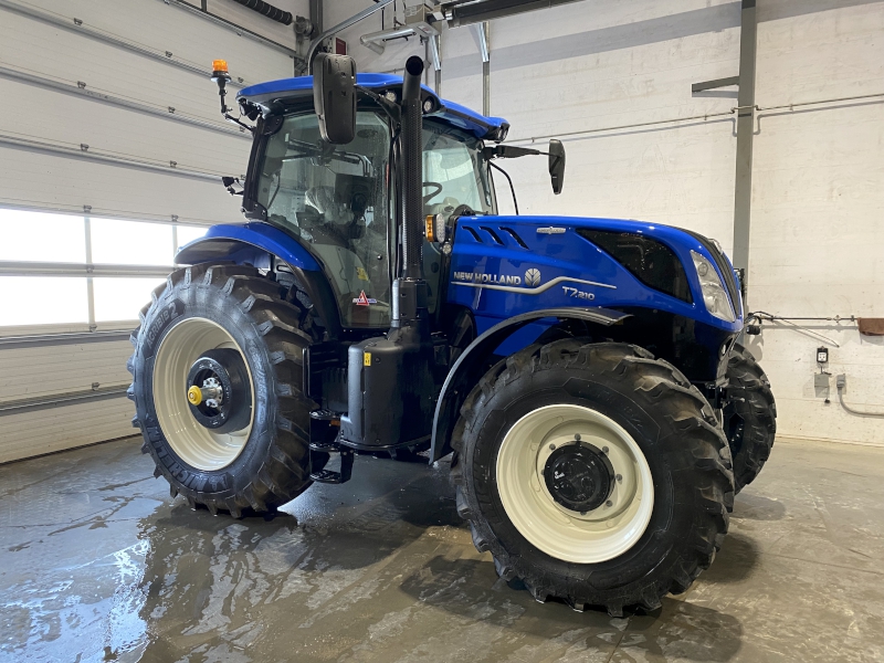 2026 New Holland T7.210 AC Tractor