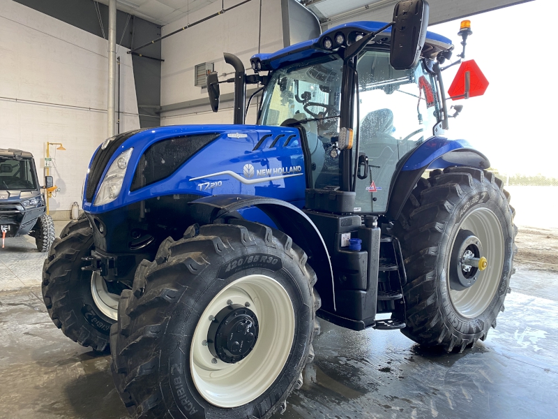 2026 New Holland T7.210 AC Tractor