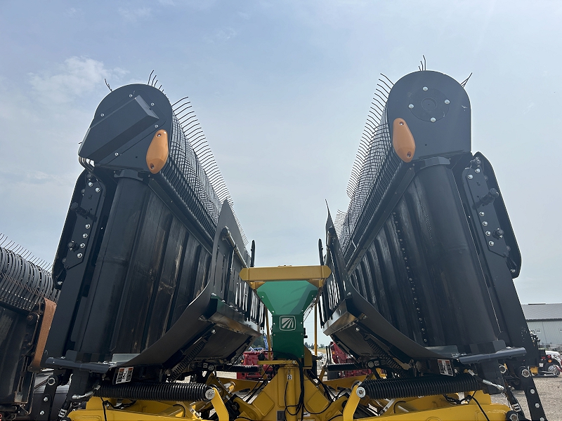 2025 Oxbo 2228 Windrow Merger