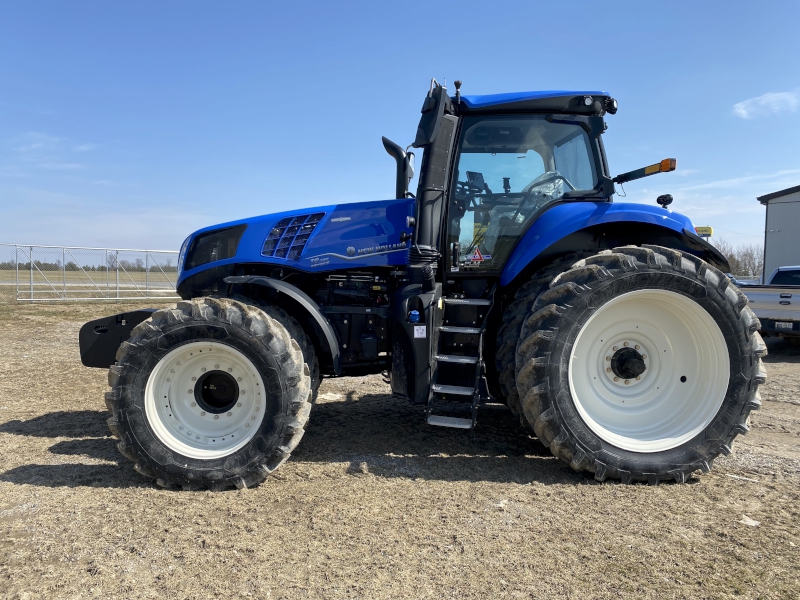 2026 New Holland T8.325  PLMI Tractor