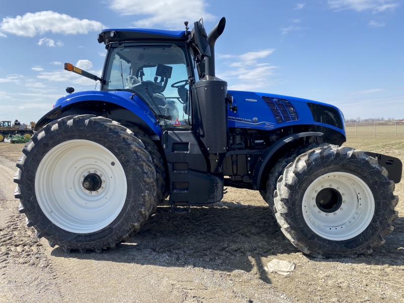 2026 New Holland T8.325  PLMI Tractor
