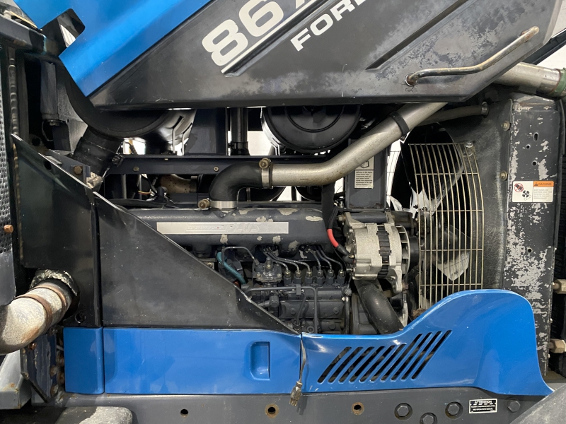 1997 New Holland 8670 Tractor