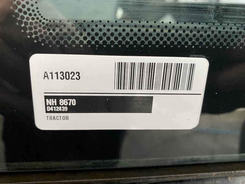 1997 New Holland 8670 Tractor