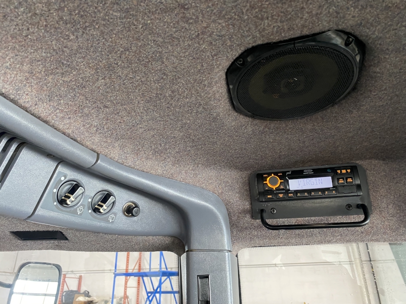 1997 New Holland 8670 Tractor