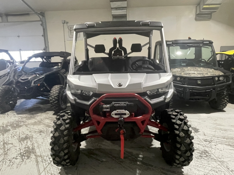 2024 Can-Am 8YRA Side by Side