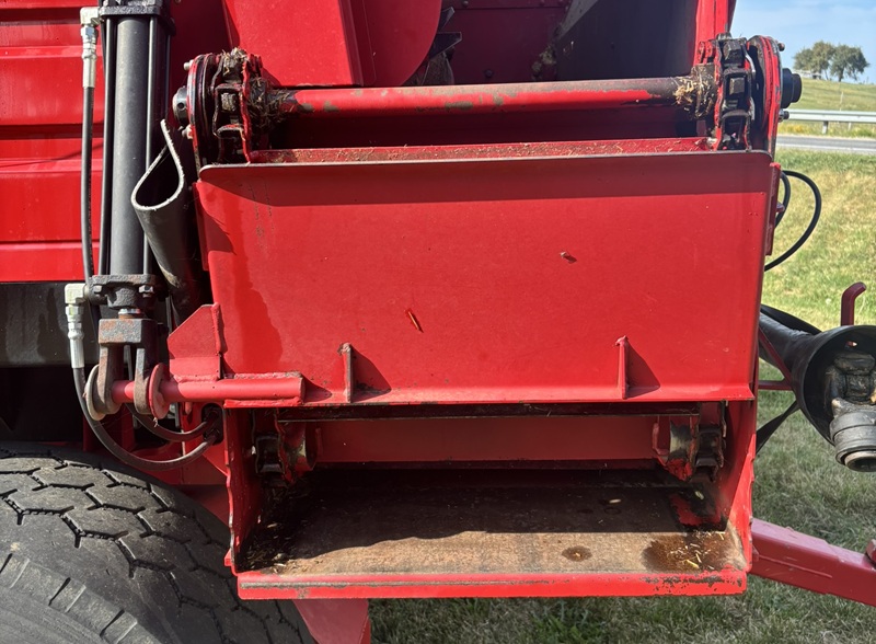 2016 Meyer RT620 Forage Box