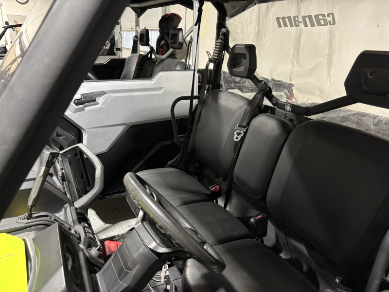 2018 Can-Am DEFENDER Side by Side