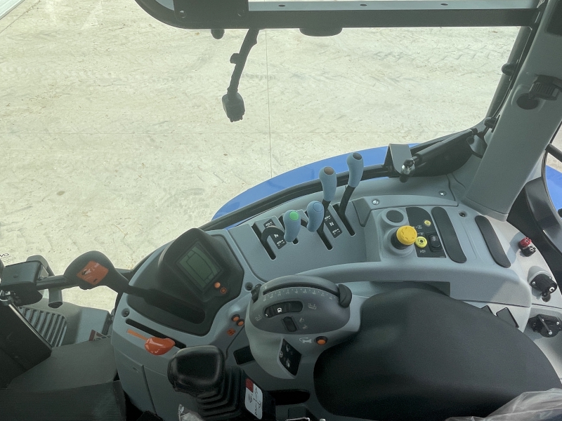 2026 New Holland T6.155 EC Tractor