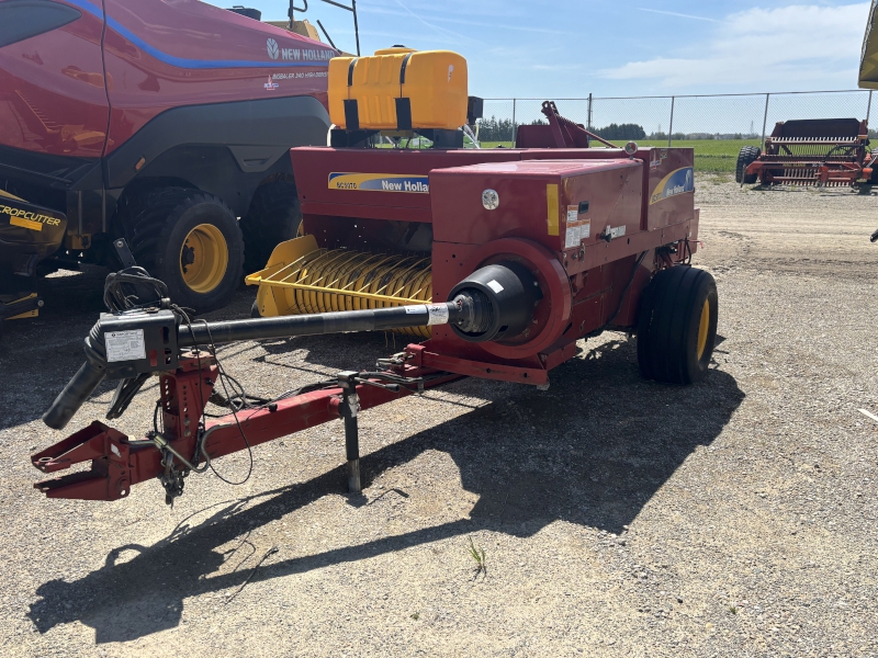 2022 New Holland BC5070 Baler/Square