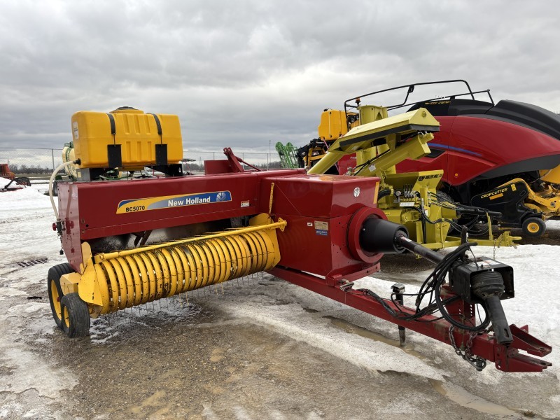 2022 New Holland BC5070 Baler/Square