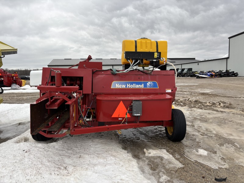 2022 New Holland BC5070 Baler/Square