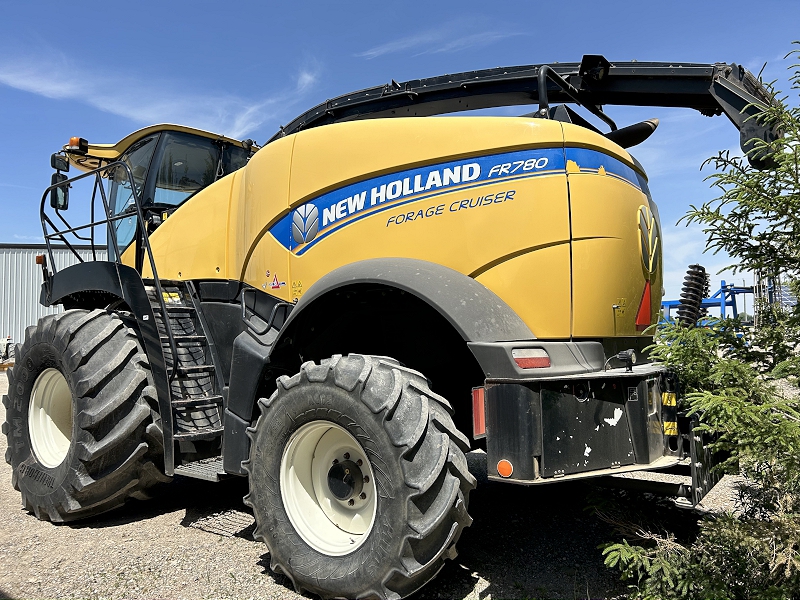 2016 New Holland FR780 T4C Forage Harvester