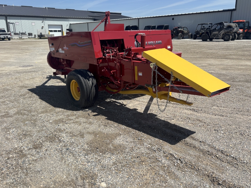 2025 New Holland HAYLINER 275 Baler/Square