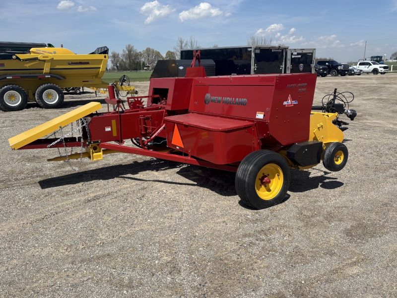2025 New Holland HAYLINER 275 Baler/Square