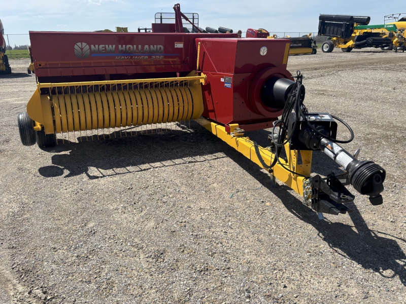 2025 New Holland HAYLINER 275 Baler/Square