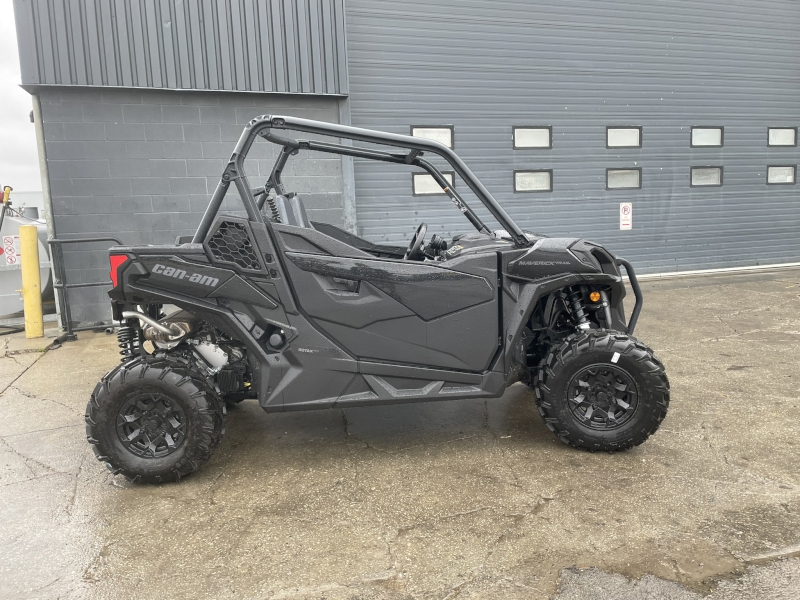 2026 Can-Am 7FTB Side by Side