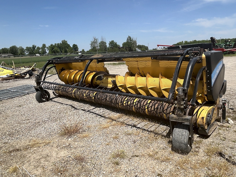 2006 New Holland 290FP Header Forage