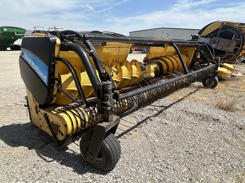 2006 New Holland 290FP Header Forage