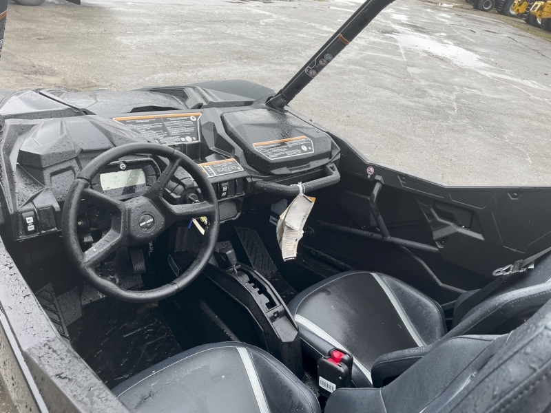 2026 Can-Am 7FTB Side by Side