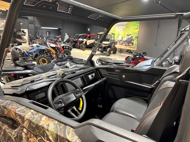 2026 Can-Am 8YTD Side by Side