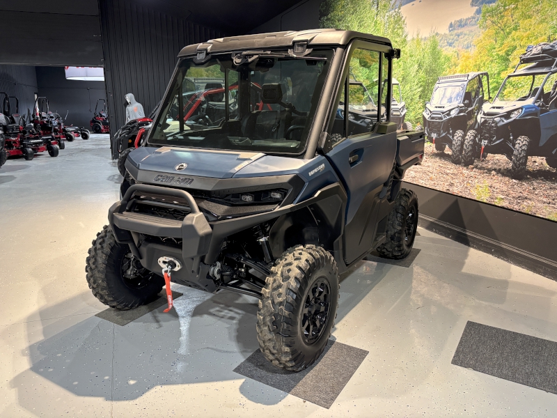 2026 Can-Am 7LTM Side by Side