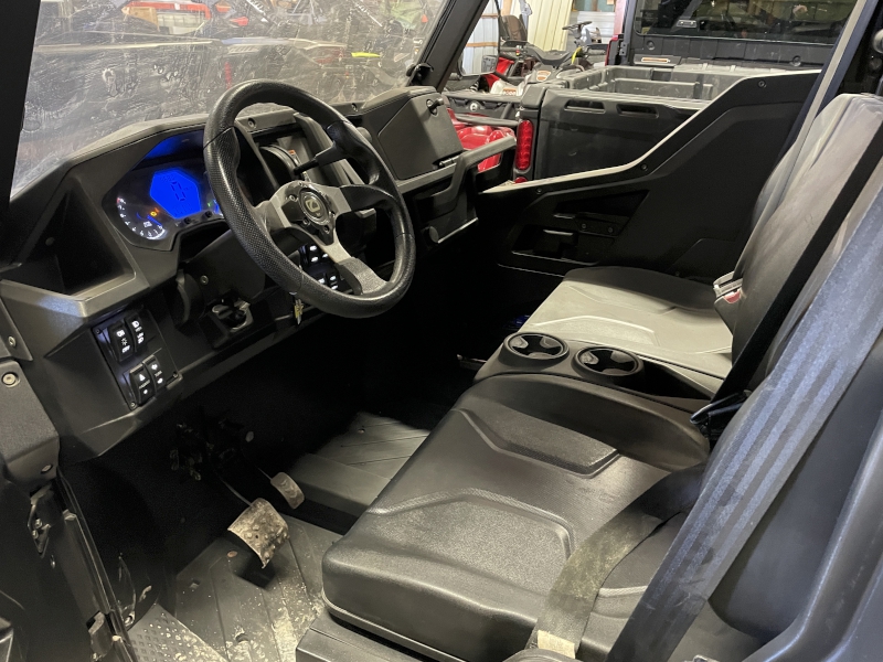 2017 Cub Cadet 550 Utility Vehicle