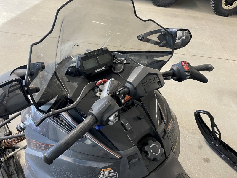 2018 Arctic Cat THUNDERCAT Snowmobile