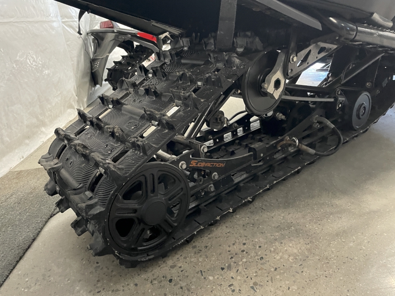 2018 Arctic Cat THUNDERCAT Snowmobile