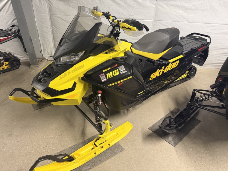 2022 Ski-Doo XRS 900TR Snowmobile