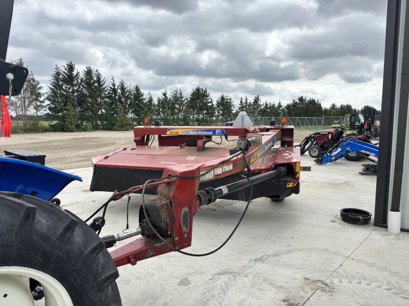 2009 New Holland H7230 Mower Conditioner