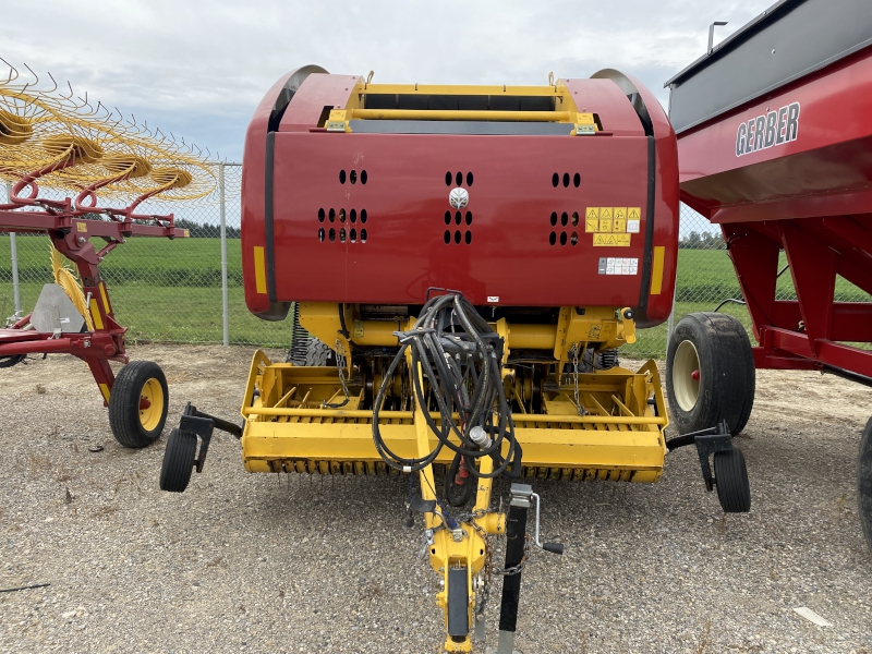2022 New Holland RB450 Baler/Round