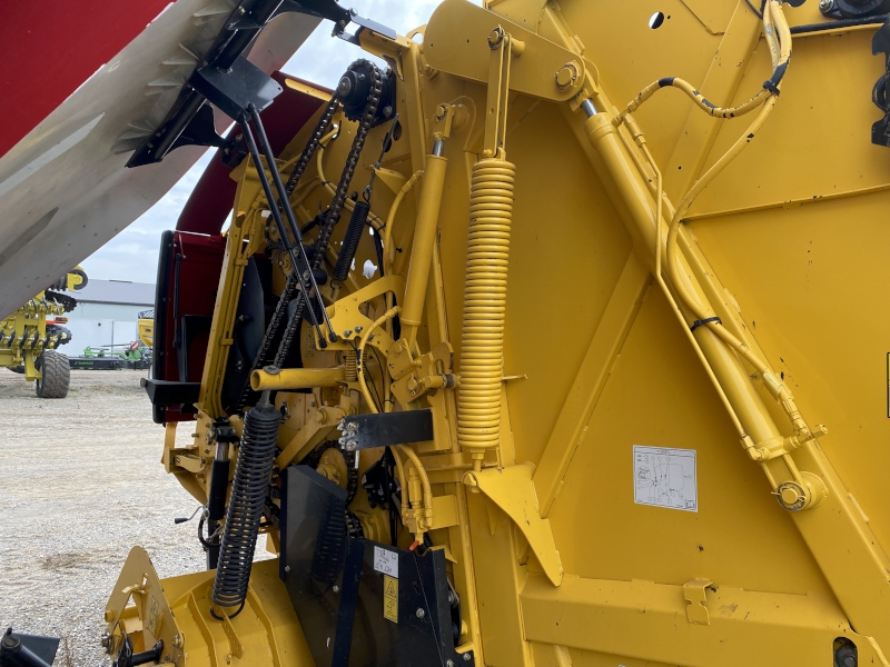 2022 New Holland RB450 Baler/Round