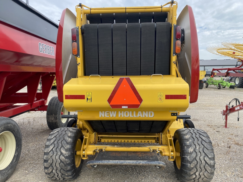 2022 New Holland RB450 Baler/Round