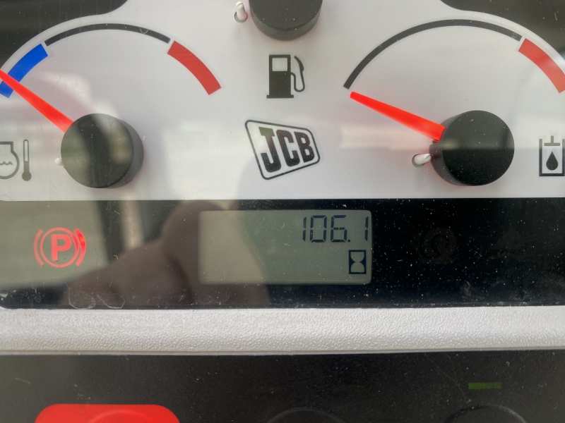 2021 JCB 215W Skid Steer Loader