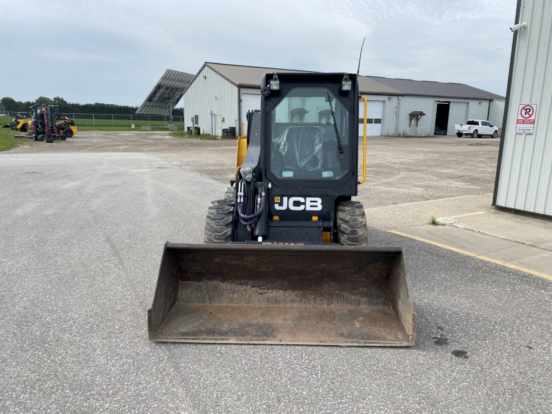 2021 JCB 215W Skid Steer Loader